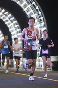 BIB: 42560, 450841
                            <button type="button" onclick="openModal(20194487)" class="btn btn-primary btn-sm float-right btn-popup" data-toggle="modal" data-target=".modal-high-quality">
                        <i class="fas fa-shopping-cart"></i> Add to Cart
                    </button>
                                            <button type="button" onclick="isThisMe(20194487, true)" class="btn btn-success btn-sm float-right btn-popup btn-isme hidden" data-toggle="tooltip" data-placement="bottom" title="นี่คือรูปของคุณใช่ไหม คลิกที่นี่เพื่อเอาเข้าอัลบั้ม">
                        <i class="fas fa-plus"></i> Add to album
                    </button>
                    <button type="button" onclick="isThisMe(20194487, false)" class="btn btn-warning btn-sm float-right btn-popup btn-isnotme hidden">
                        <i class="fas fa-ban"></i> Remove from album
                    </button>